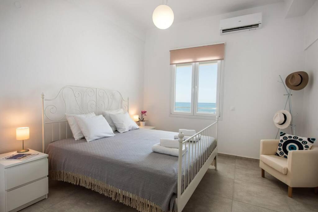Amazing Seafront Suite Ierápetra Exterior foto
